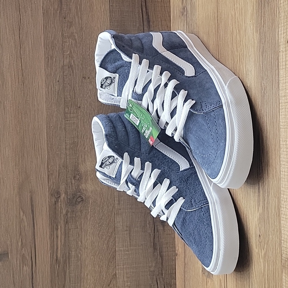 Van's SK8-Hi Brand new in the box authentic.